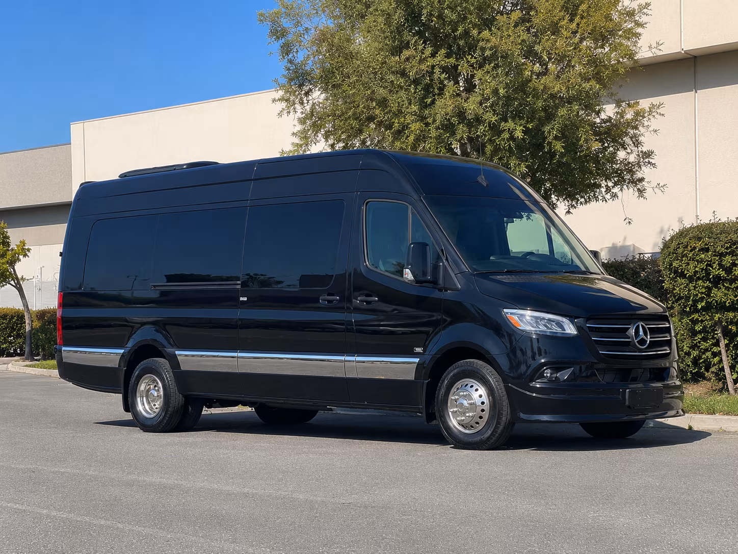 find the perfect transportation for your next private event 4