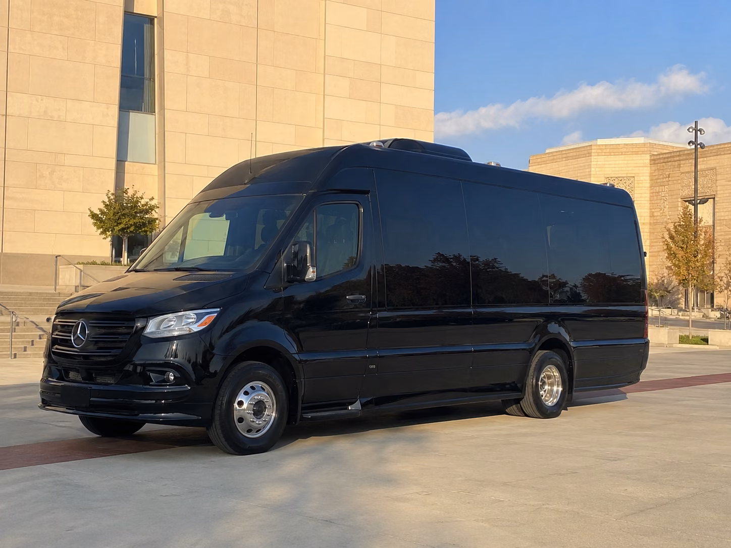stamford 12 passenger sprinter van