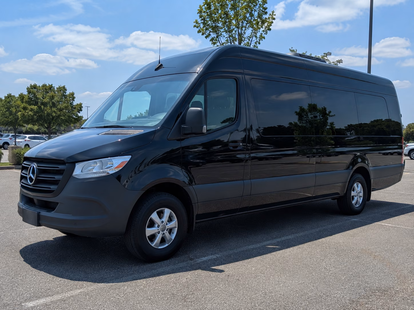 stamford 15 passenger sprinter van