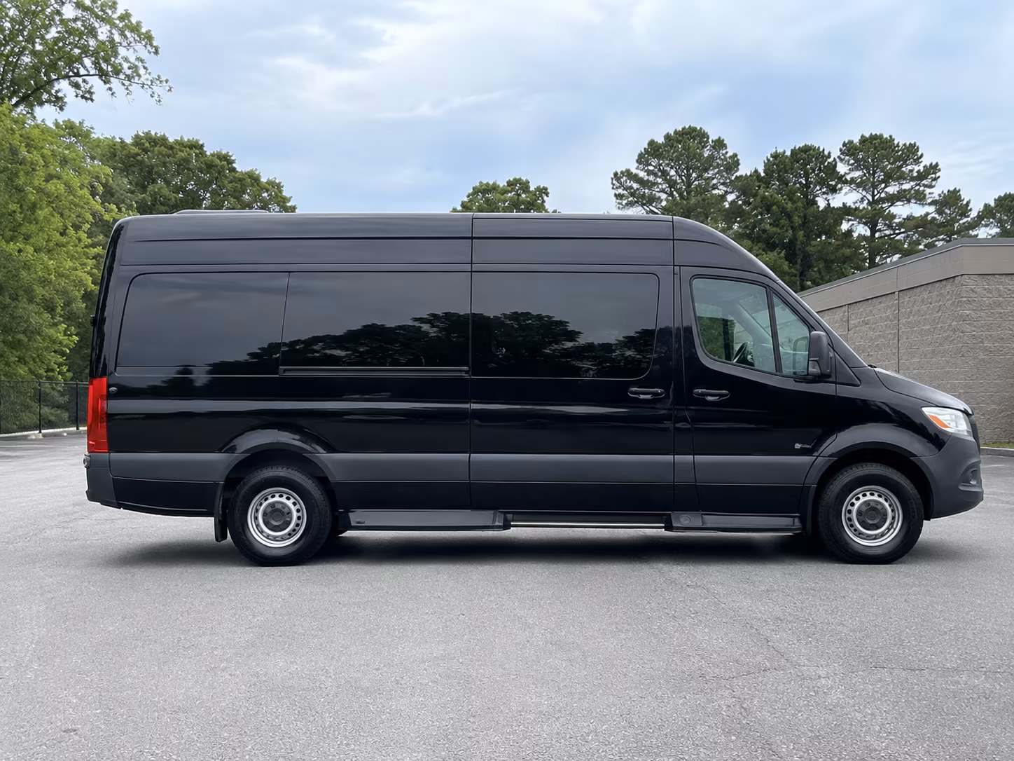 stamford employee shuttle van service