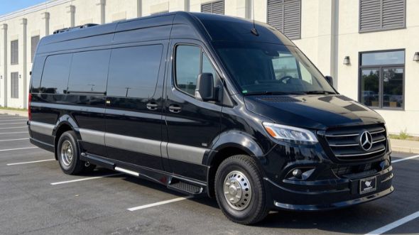 stamford airport sprinter van service